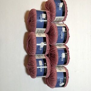NWT “Luxe” Worsted novelty yarn from Berroco. Bundle of 7 50 gm cakes.